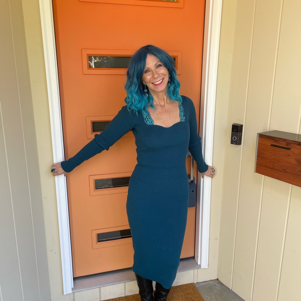 Meet your Posher, Leslie